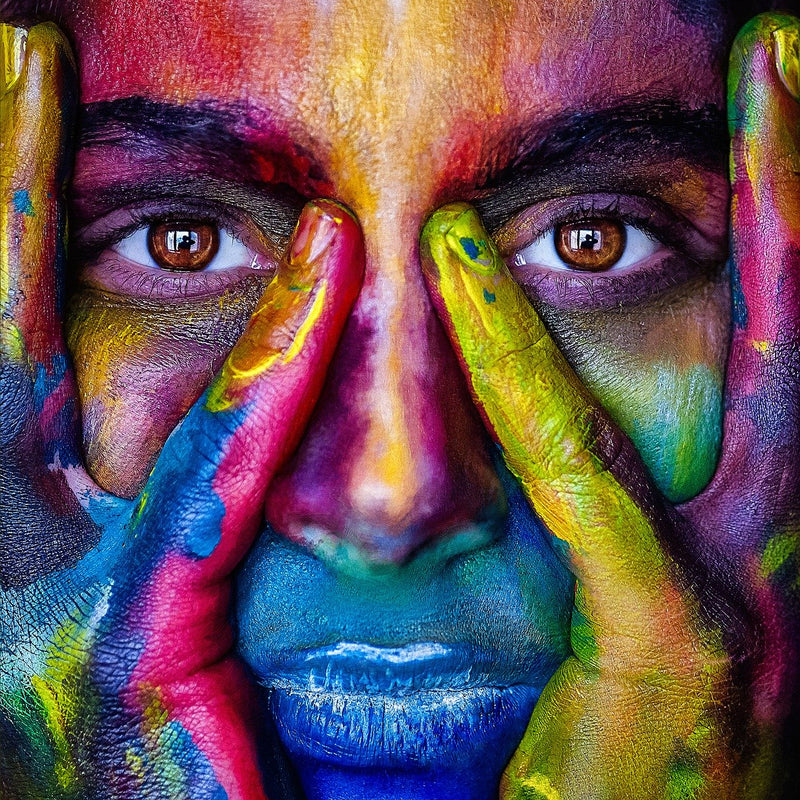 Cum să-ți îmbunătățești abilitățile artistice? 10 sfaturi