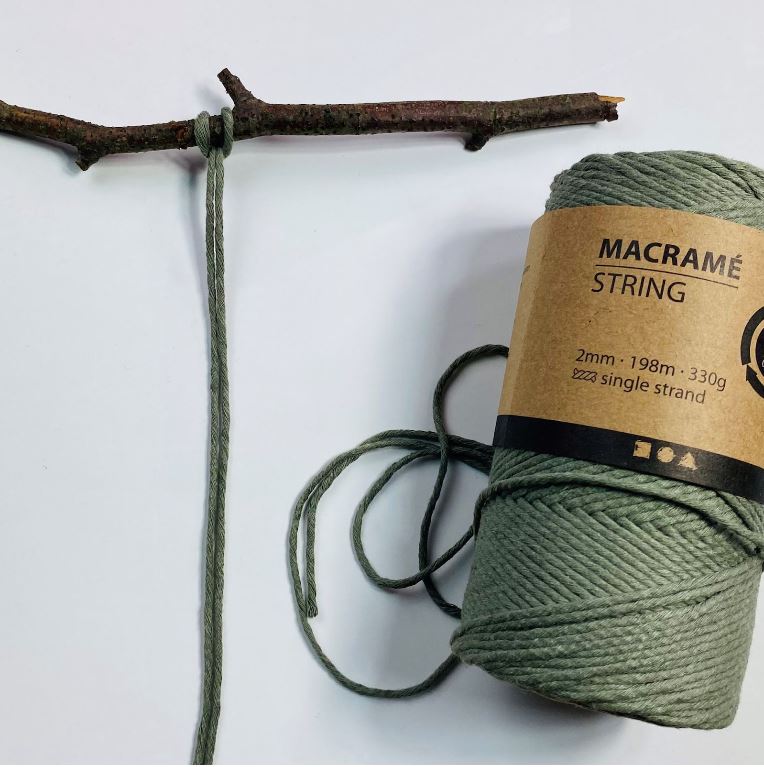 Fă-o singur: Decorațiune din macrame din sfoară
