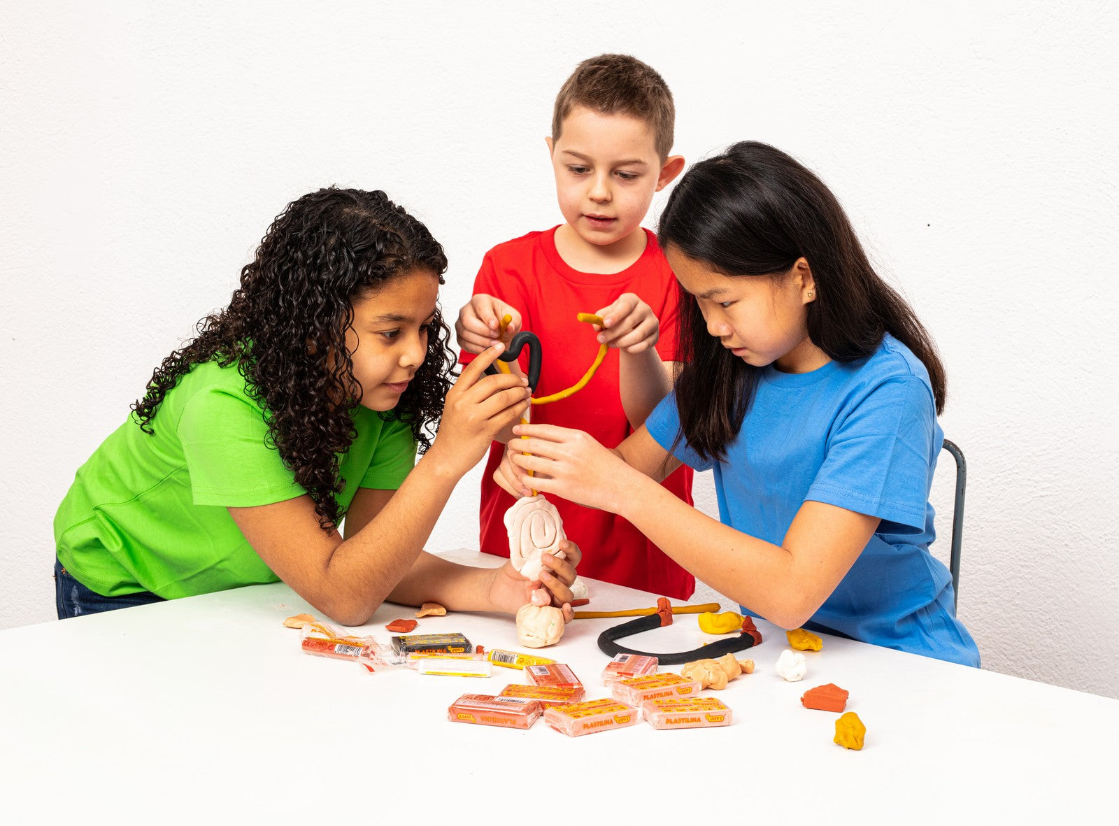 JOVI plastilină naturală nuanțe de piele 6 x 15 g
