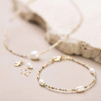 kit pentru confectionarea bratarilor si colierelor din margele mini ro cch970860