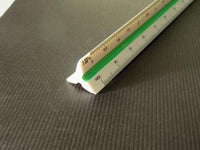 rigla triunghiulara leniar 30 cm ro len20001