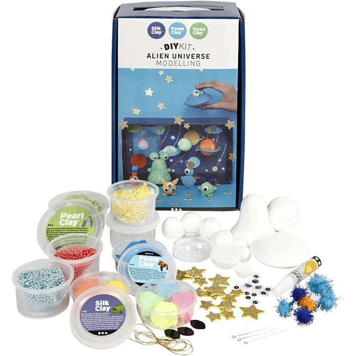 set de modelaj extratereștri